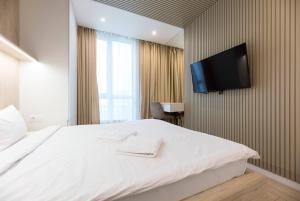 Nyvky Like Home - Файна Таун із сезонним басейном - Кв 58