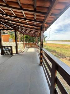 Casa em frente a represa em Felixlandia