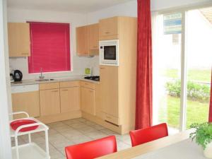 Waterfront Bungalow Near Beach