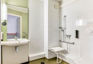 Hotels B&B HOTEL Montpellier Sud Lattes : photos des chambres