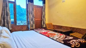 Crystal Mountain Jibhi