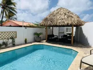 Turibana Villa- 3 Bedroom, 2 Bathroom - Saliña Cerca