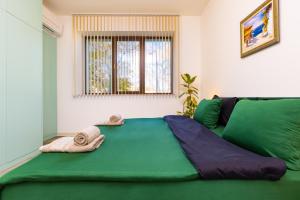 Two bedroom apt Karavelov with Private Parking Medical University