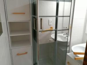 Appartements Studio au coeur du Chinaillon avec Parking et Balcon, 4 couchages - FR-1-241-176 : photos des chambres