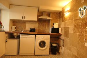 Appartements Appartement familial au bord de la Marne, jardin tropical , piscine, tennis, terrasse, parking gratuit proche Disneyland : photos des chambres