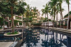 Hidden oasis Spacious luxury, 50 meter from Surin Beach