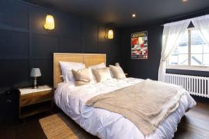 3 bed penthouse above quaint pub