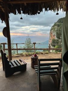 Uvi House & Restaurant