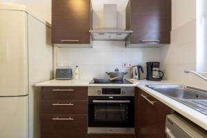 Harbor 101 Stylish 1BR Apartment in Larnaca