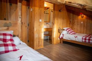 Chalets CHALET de charme 13 personnes avec Sauna SKI O PIEDS : photos des chambres