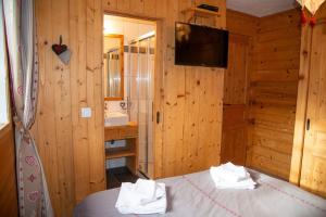 Chalets CHALET de charme 13 personnes avec Sauna SKI O PIEDS : photos des chambres