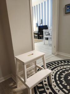 Merikarhun kaksio - apartment by the sea, 5 mins off the highway