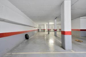 Apartamento con terraza y piscina en Puerto Marina - MISTRAL