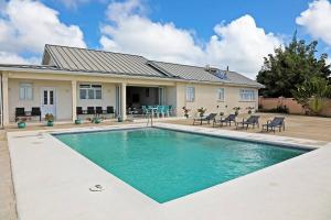 Ocean View Villa with pool