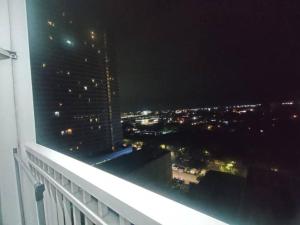 Breeze Residences Amenity AND CITY VIEW