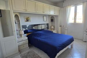 Bright apartment with terrace in Saint-Raphaël