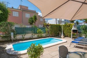 PLAYAMAR, con piscina privada