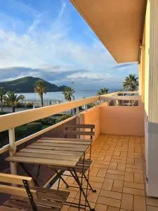 La Cigale Bleue - super vue mer, à 1min de la mer avec balcon et parking - By AURAconciergerie - Les Lecques