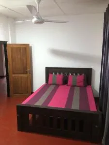 Radiant Rooms - Kottawa