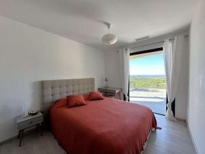 La Vigie, villa pour 8 personnes avec piscine chauffée et vue mer à La Londe-Les-Maures