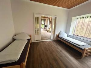 Charming apartment near Emden with garden, 100 m²