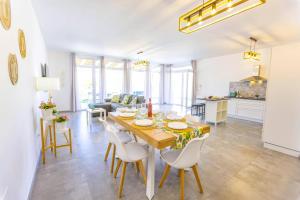 Villa Ficos by Villa Plus