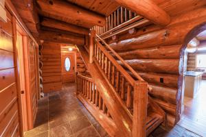 Log Retreat at Fish Creek by Simple Life Rentals