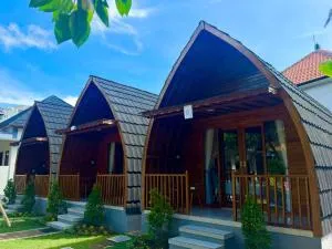 Ungasan Center Hostel - 乌干沙