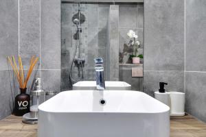 Loft Lumineux et Design - 6 Personnes Voltaire 11e