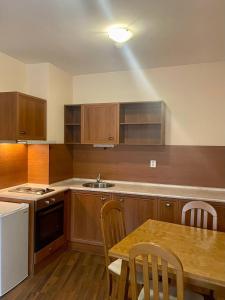 Mountain view 1-bedroom apartment few steps from ski piste and Gondola lift