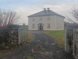 Room in Guest room - Room 2 , Williamstown, Ireland