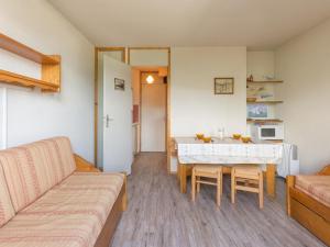 Appartements Studio a Montchavin, proche centre et pistes, vue vallee, TV, balcon - FR-1-181-2529 : photos des chambres