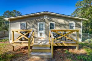 New Bern Vacation Rental Close to Neuse River!