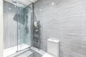 Beautiful Two Bedroom Abode in Notting Hill