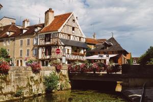 Maisons de vacances Le Twelve CHABLIS Maison chaleureuse, calme, 2 chambres : photos des chambres