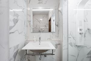 GuestReady - Adventurous Impulse