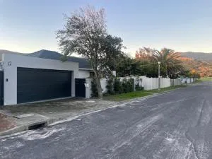 Sun Valley Home - Klein Silwermyn