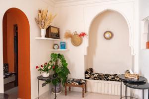Absinthe Guest House