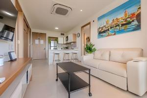 Nuevo, Exclusivo Apto 2BR Laguna Cristalina