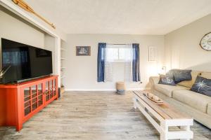 Conneaut Lake Apartment Less Than 1 Mi to Waterfront!