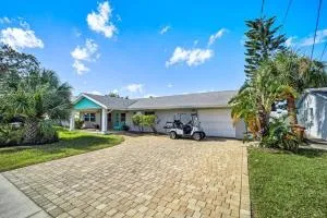 Canal Front Beach Home, Private Pool - Flagler Beach
