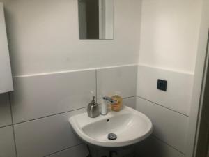 ENSAS Ferienwohnung Wuppertal Uellendahl-Katernberg 2Zi Apart