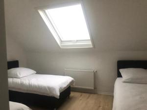 ENSAS Ferienwohnung Wuppertal Uellendahl-Katernberg 2Zi Apart