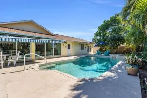 Heated Pool & Spa Home on a Scenic, Gulf Access Canal -Close to Bonita Beach! - Council