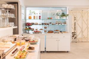 Iria Beach Art Hotel