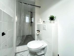 HolidayHome Apartments I Luxery Private Room in Heart of Berlin