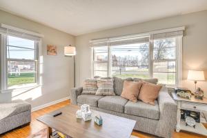 16 Mi to Buckeye Lake Family-Friendly Newark Home