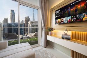 Burj Khalifa View 1 Bedroom Apartment With Balcony For Up To 4 Person
