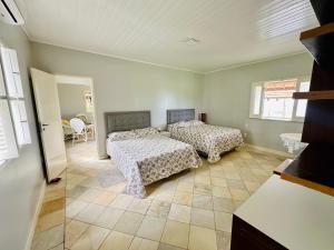 Casa com piscina em Estância paraíso à beira mar