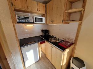Studio 4 personnes, centre station, balcon sud, non-fumeur - FR-1-265-234